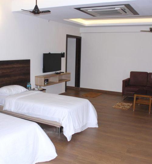 Deluxe Suite